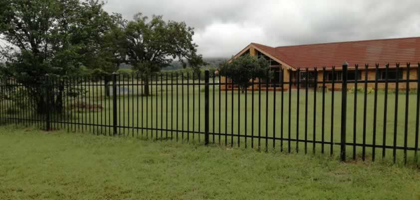 Palisade Fence
